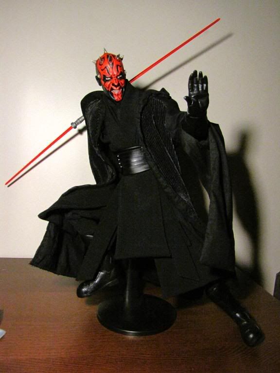 star wars darth maul character collectible